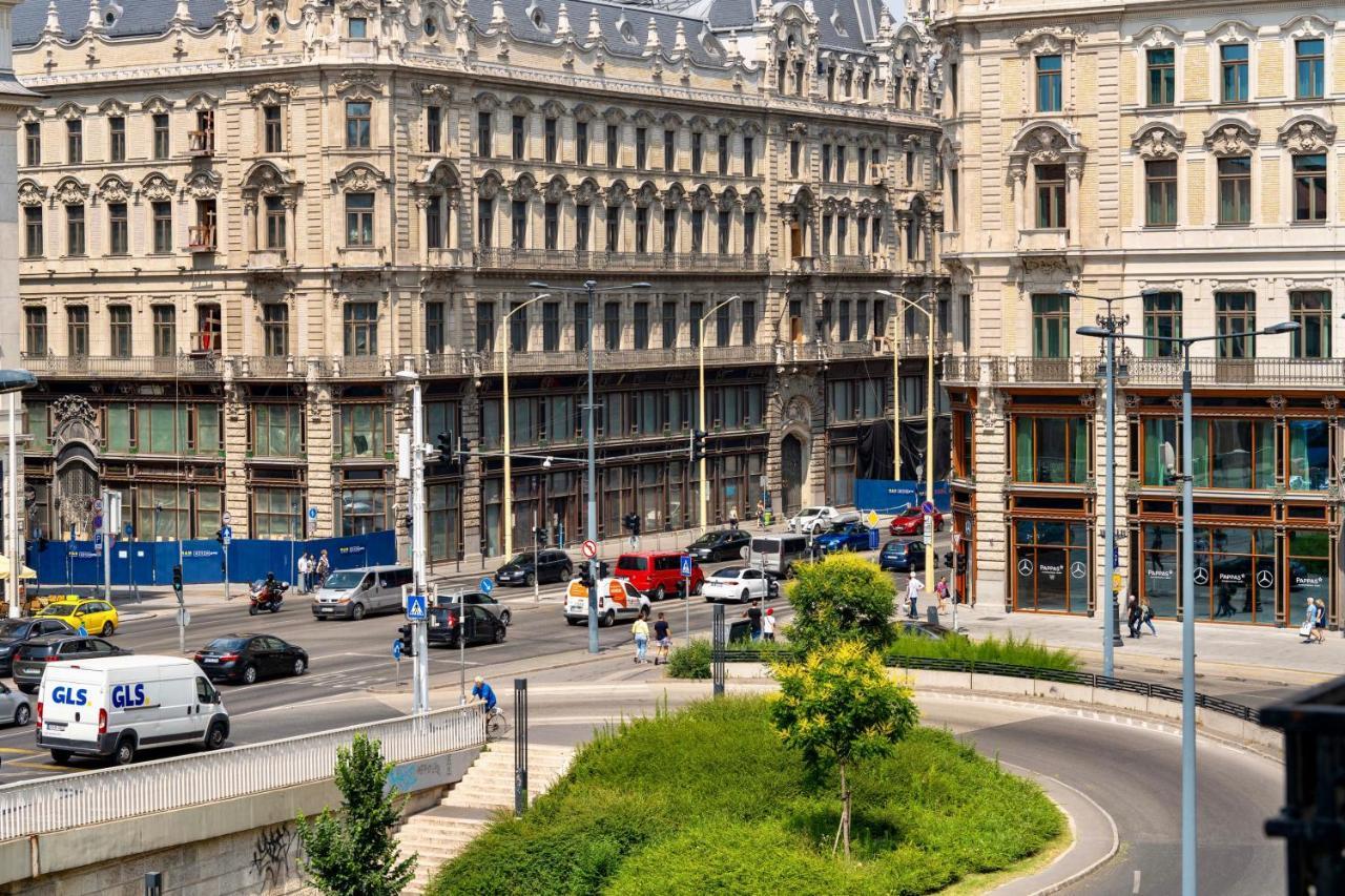 Elizabeth'S Treasure Deluxe Lägenhet Budapest Exteriör bild